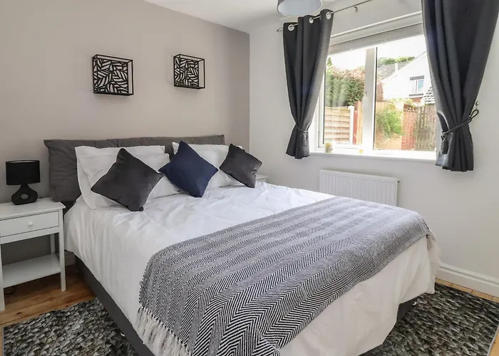 Pebble Rock * Harrogate